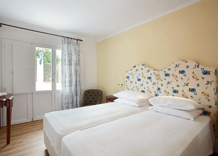 クネニ アパート