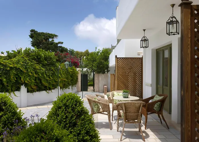 クネニ アパート *