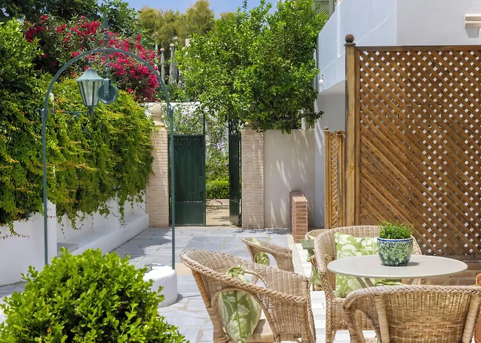 クネニ Mykonos Town