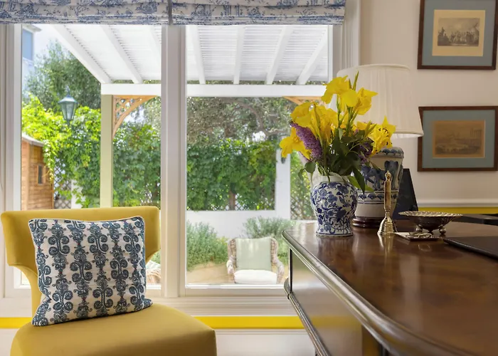 クネニ Mykonos Town